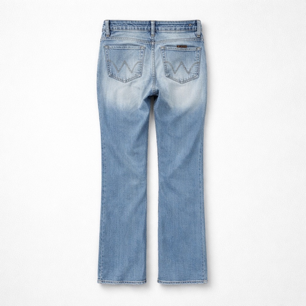 Wrangler Q Baby Low Rise Light Blue Boot Cut Jeans Size 31x33 - Picture 2 of 5